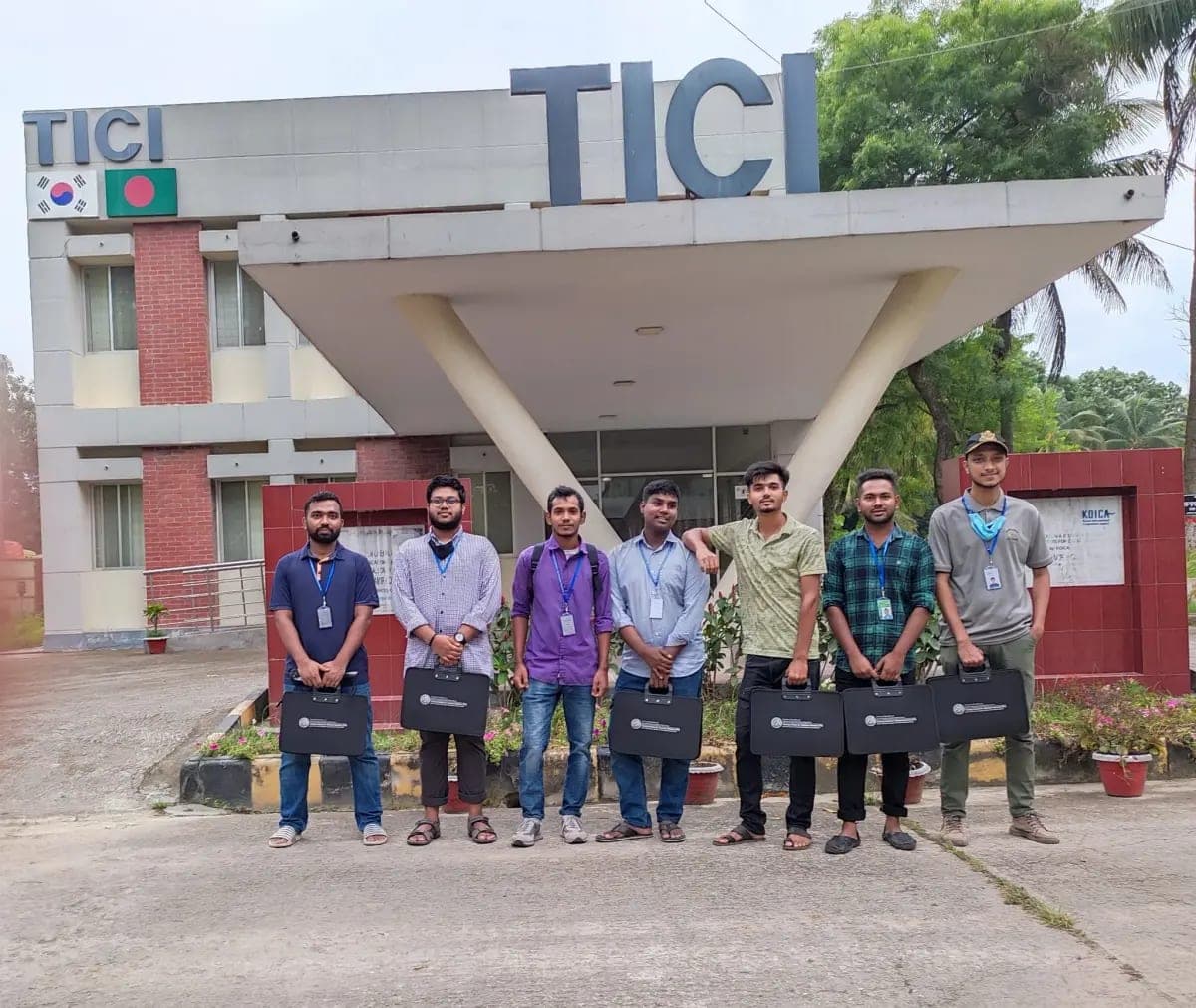 SU Students Achieve Milestone with Industrial Training at TICI